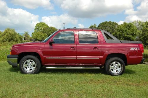 2005 chevrolet avalanche lt z71 4x4 perfect carfax history