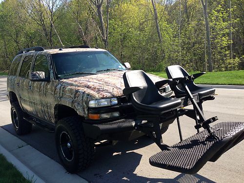 Camouflage chevy tahoe - ultimate hunting vehicle - must see - no reseve - camo