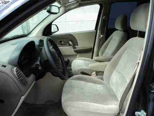 2003 Saturn Vue, NO RESERVE, image 3