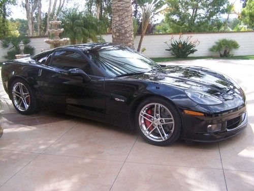 Flawless 2006 chevrolet corvette z06 coupe 2-door 7.0l