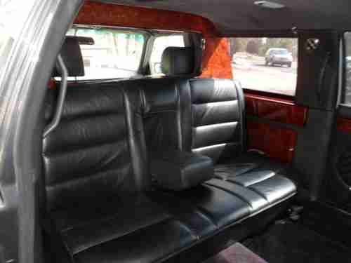Mercedes 560SEL Limo, image 12