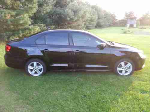 2012 Volkswagen Jetta TDI Premium Sedan 4-Door 2.0L, image 3