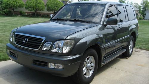 1999 lexus lx470  -  nice car with broken driveshaft