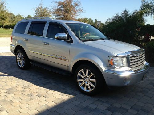 5.7 hemi one owner fully loaded clean carfax silver with grey leather
