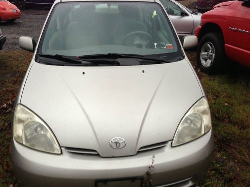 2002 toyota prius base sedan 4-door 1.5l