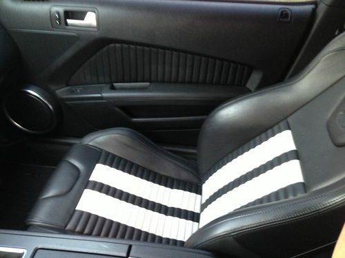 2012 Ford Mustang Shelby GT500 Coupe 2-Door 5.4L, image 4