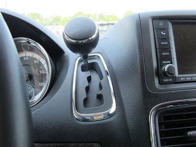 Previous TAXI Caravan Crew Stow-N-Go Cloth Alloys Well Maintained WE FINANCE, image 22