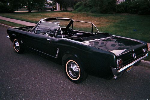 1965 mustang convertible no resever  nice car