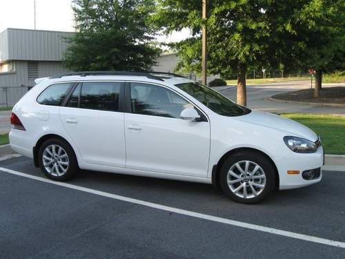 2013 vw jetta tdi diesel 2.0l wagon only 2,023 miles brand new 45mpg panoramic