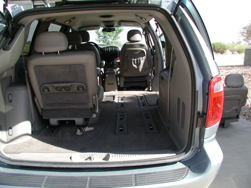 2003 Chrysler Town & Country, LXI, Butane Blue Pearl Coat, FWD, Well-equipped., image 8