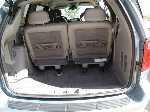 2003 Chrysler Town & Country, LXI, Butane Blue Pearl Coat, FWD, Well-equipped., image 11