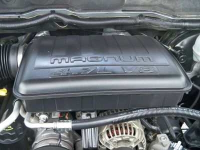 Ram! CrewCab! Magnum V8, Silver, Bedliner, 1 Owner!, image 6
