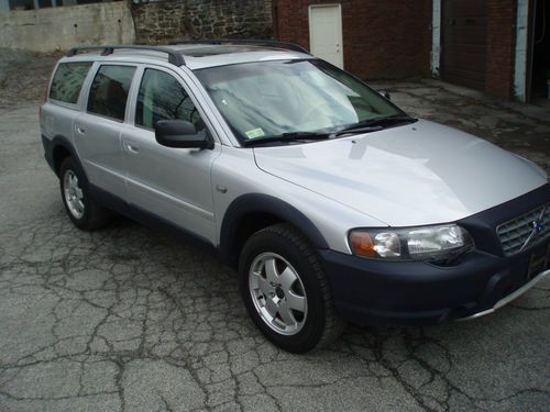 2004 volvo xc70 clean no reserve price must see awd leather and heated seats