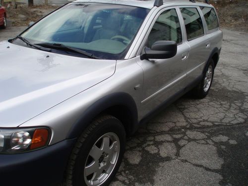 2004 Volvo XC70 Clean No Reserve Price Must See AWD Leather and Heated Seats, image 11