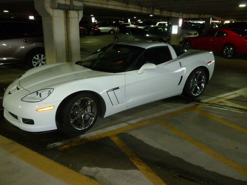 2011 chevrolet corvette grand sport coupe 2-door 6.2l