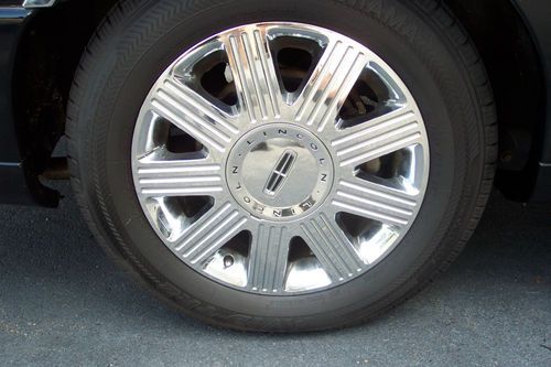 LINCOLN TOWN CAR CARTIER 23,000 MILES ORIGINAL OWNER, US $16,900.00, image 5