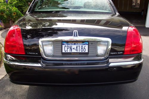 LINCOLN TOWN CAR CARTIER 23,000 MILES ORIGINAL OWNER, US $16,900.00, image 9