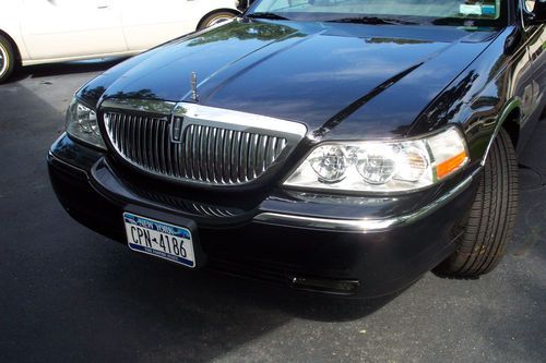 LINCOLN TOWN CAR CARTIER 23,000 MILES ORIGINAL OWNER, US $16,900.00, image 12