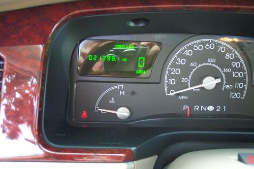 LINCOLN TOWN CAR CARTIER 23,000 MILES ORIGINAL OWNER, US $16,900.00, image 16