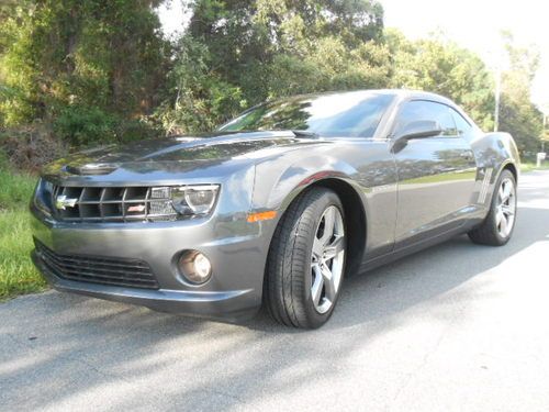 2010 chevrolet camaro ss,   2200 miles!