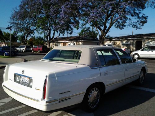 1997 cadillac deville d'elegance sedan 4-door 4.6l