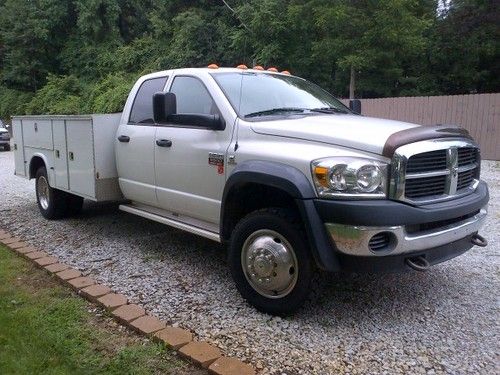 2008 dodge 5500 crew cab dually cummins diesel 4x4