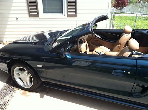 1995 ford mustang gt convertible 2-door 5.0l