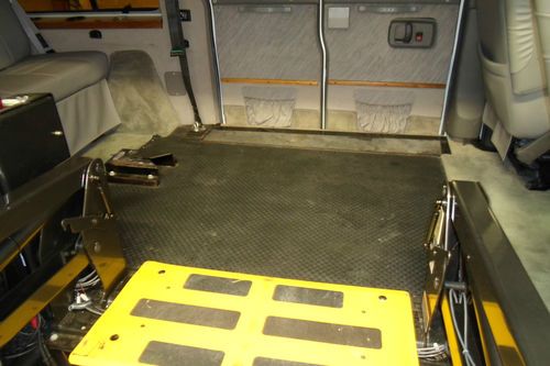 2005 GMC SAVANA 2500 WHEELCHAIR HANDICAP VAN RAISED DOORS LOW MILES!!!, US $23,995.00, image 6