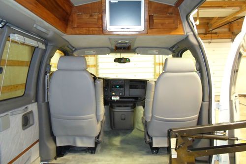 2005 GMC SAVANA 2500 WHEELCHAIR HANDICAP VAN RAISED DOORS LOW MILES!!!, US $23,995.00, image 7