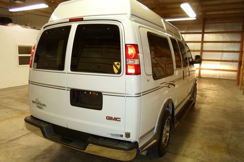 2005 GMC SAVANA 2500 WHEELCHAIR HANDICAP VAN RAISED DOORS LOW MILES!!!, US $23,995.00, image 21