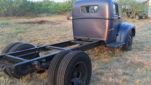 Classic 1945 Ford Truck  HotRod RatRod Hauler Restored 327, image 4