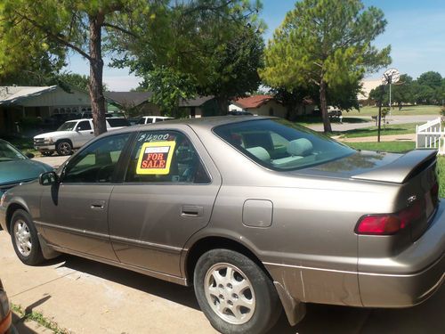 1997 toyota camry le sedan 4-door 2.2l