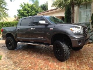 Toyota tundra 4dr loaded and lifted 2011 extras extras
