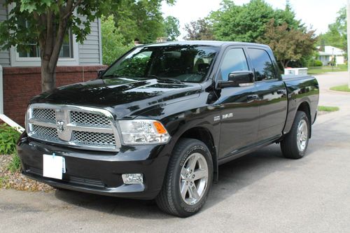 2009 dodge ram 1500 slt crew cab pickup 4-door 5.7l