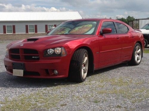 2006 dodge charger srt8 6.1l hemi- kicker - nav. - clean! extras! mopar - slp