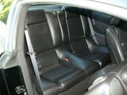 2006 Ford Mustang GT Coupe 2-Door 4.6L Salvage,Rebuildable,Damaged., image 12