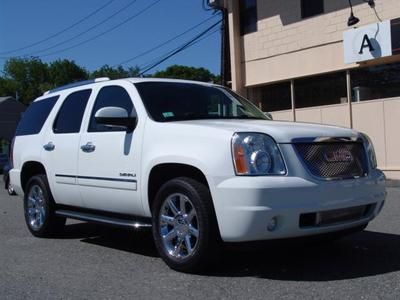 2010 GMC Yukon Denali!! This beautiful SUV comes with AWD Navigation Entertain, US $31,700.00, image 3