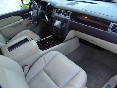 2010 GMC Yukon Denali!! This beautiful SUV comes with AWD Navigation Entertain, US $31,700.00, image 15