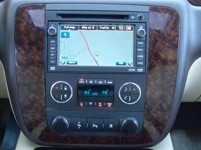2010 GMC Yukon Denali!! This beautiful SUV comes with AWD Navigation Entertain, US $31,700.00, image 21