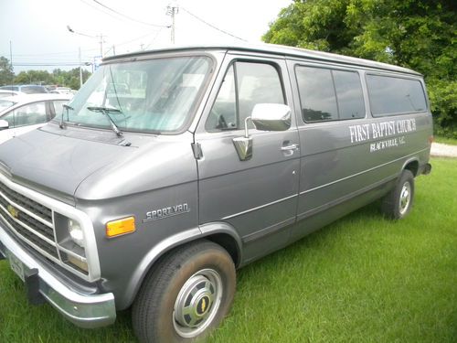 1995 chevrolet g20 chruch van 15 passenger only 40k right miles no reserve!!!!