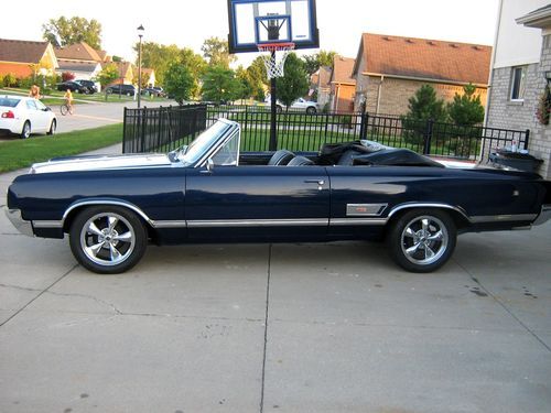 BEAUTIFUL RARE TRUE 1965 OLDS 442 -  400 V8 / 4 SPEED -MIDNIGHT BLUE- EX CLEAN !, US $22,500.00, image 3