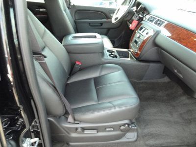 1500 LT 4X4 SUV 5.3LT Engine Auto Leather Sunroof DVD Player Only 30 K Miles, image 10