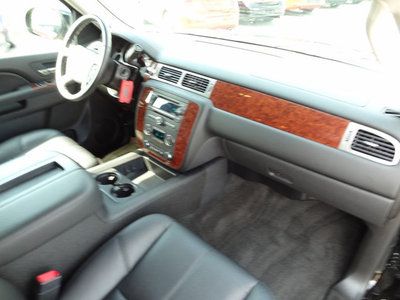 1500 LT 4X4 SUV 5.3LT Engine Auto Leather Sunroof DVD Player Only 30 K Miles, image 11