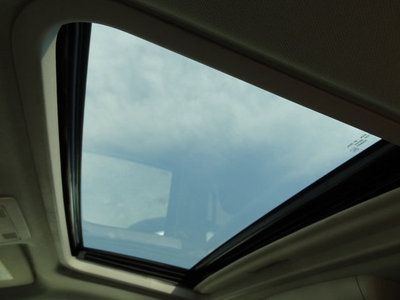 1500 LT 4X4 SUV 5.3LT Engine Auto Leather Sunroof DVD Player Only 30 K Miles, image 17