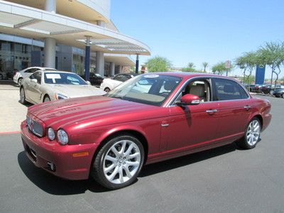 2008 maroon v8 automatic leather sunroof miles:50k sedan