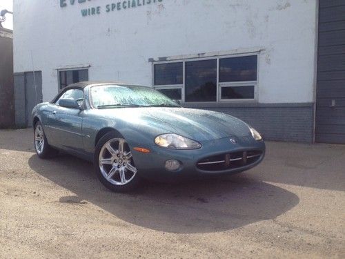 2001 jaguar xk8 base convertible 2-door 4.0l