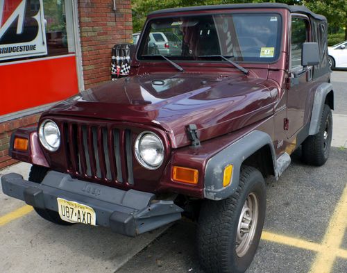 2001 jeep wrangler se sport utility 2-door 2.5l, blown head gasket, great parts!