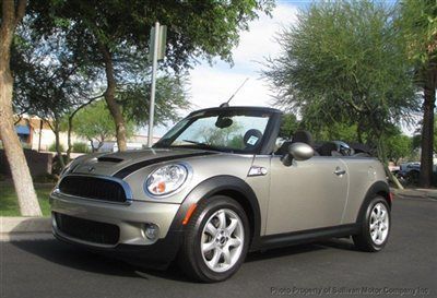 2010 mini cooper turbo convertible, one owner call matt 480-628-9965 sunny az