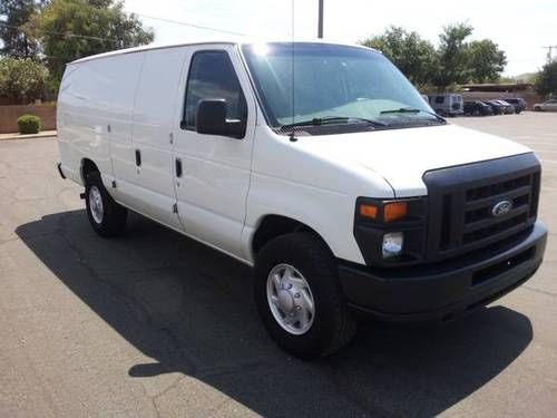 V8 econoline e350 extended cargo work van