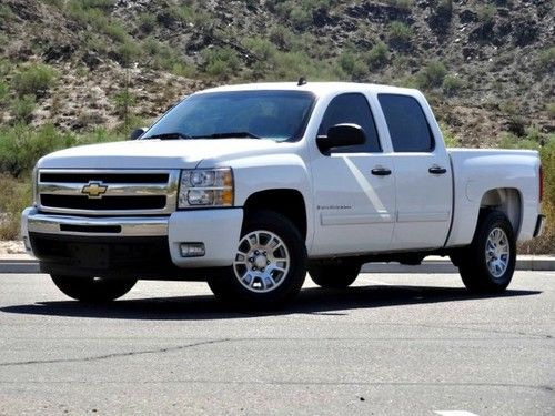 **no reserve** 09 chevy 1500 lt crew cab ** one owner **